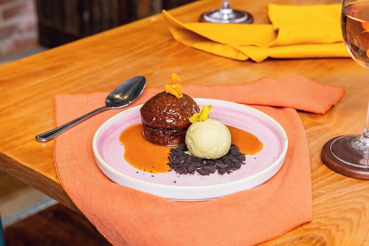Dining 88 of 147