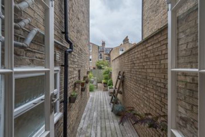 Terrace/Patio 22 of 24