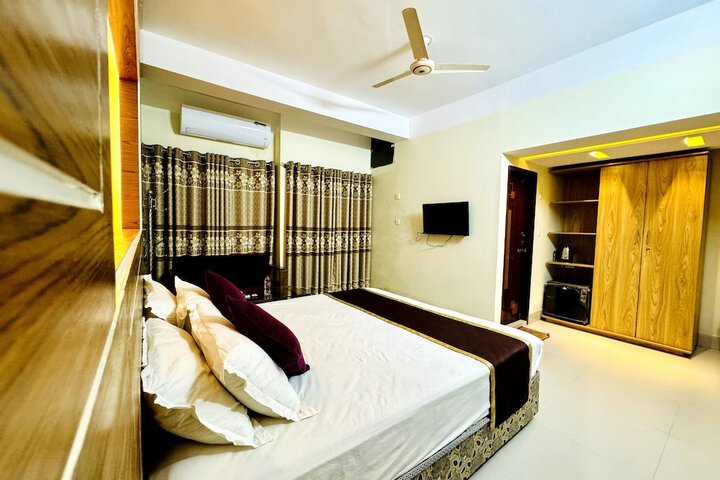 Room 18 of 20