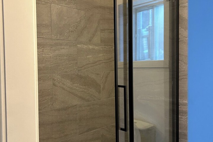 Room 13 of 19