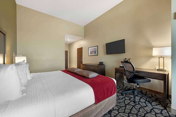 Room 14 of 52