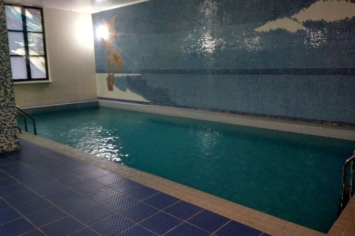 Pool 41 of 59