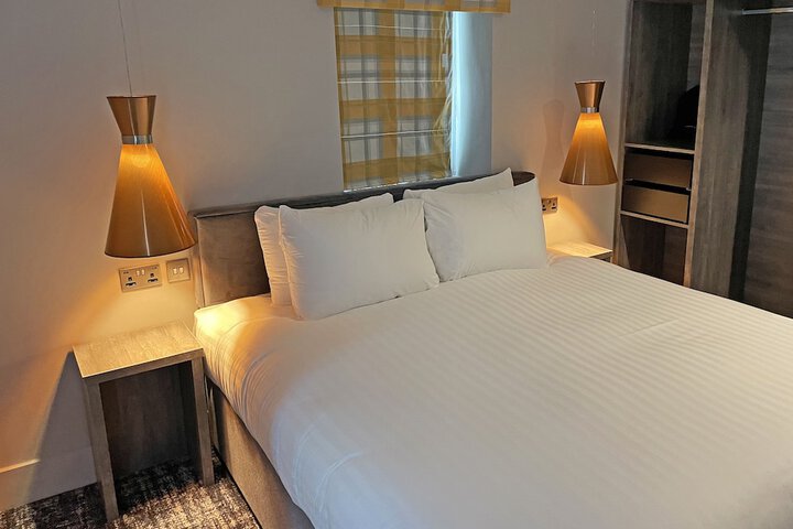 Room 7 of 23
