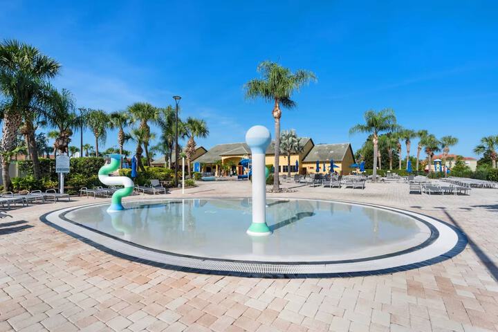 Hotel 302 of 305