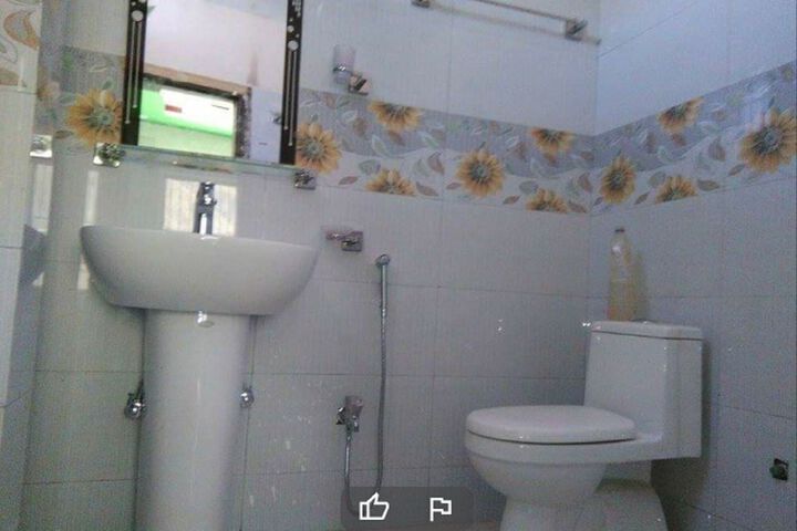 Room 5 of 14