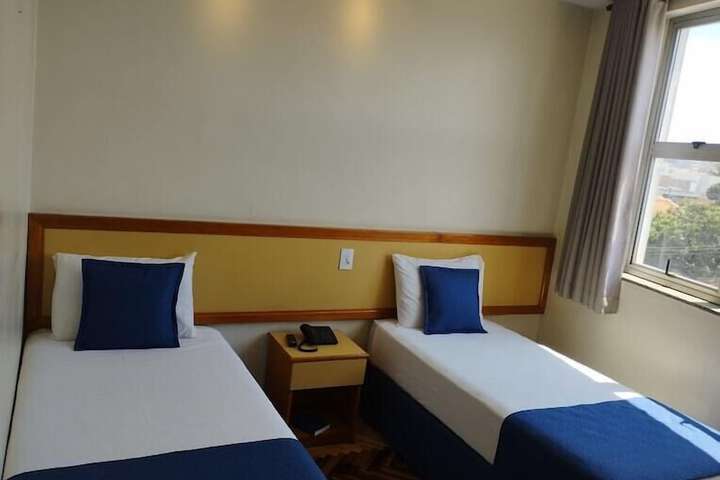 Room 18 of 113