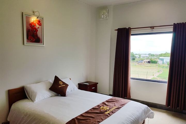 Room 4 of 36