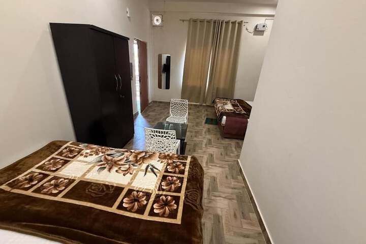 Room 9 of 57