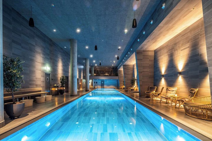 Pool 45 of 72