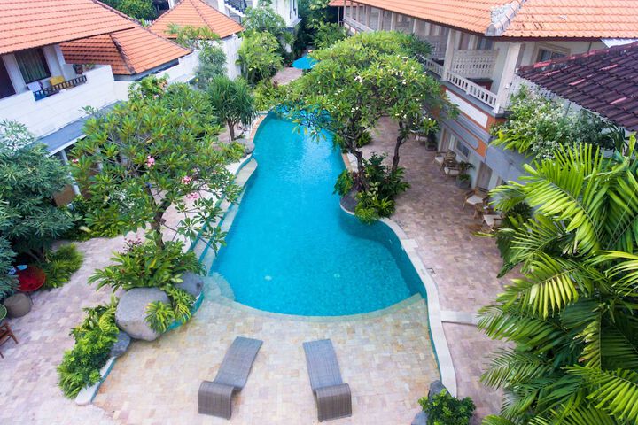 Pool 82 of 95