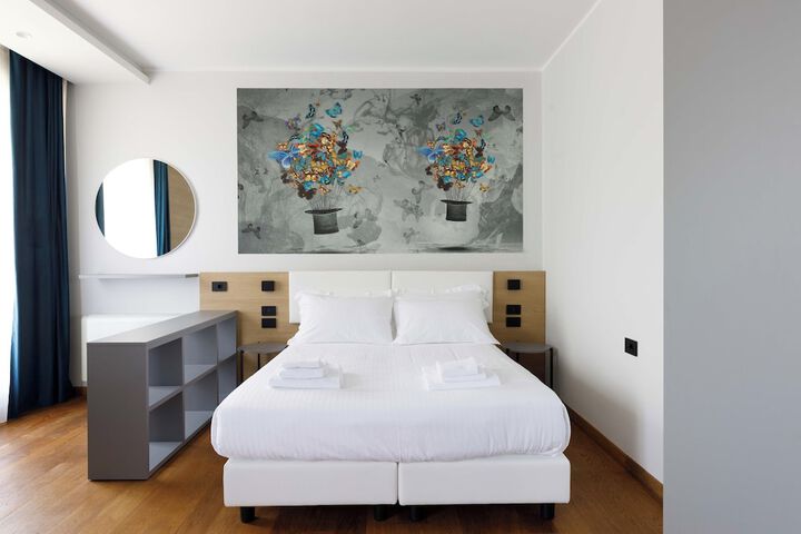 Room 14 of 89