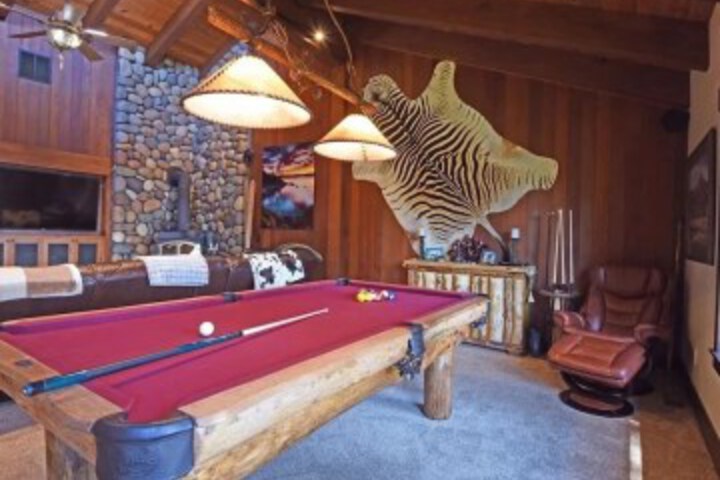 Image of Dollar Point Getaway