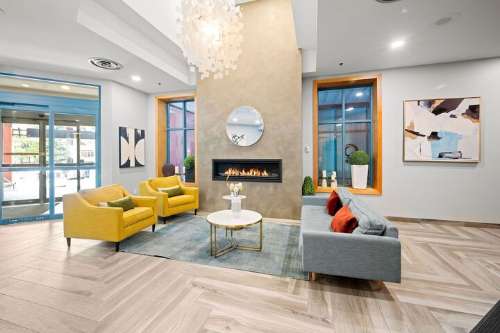 Hotel Interior 6 of 92