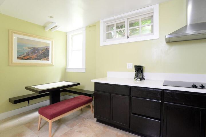 Room 8 of 26