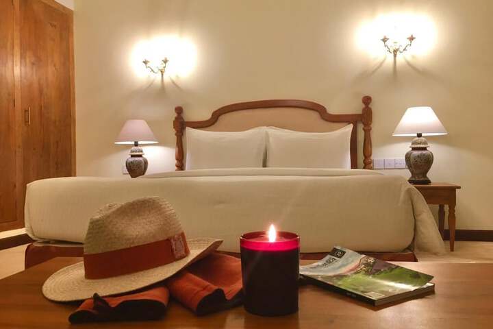 Room 9 of 47