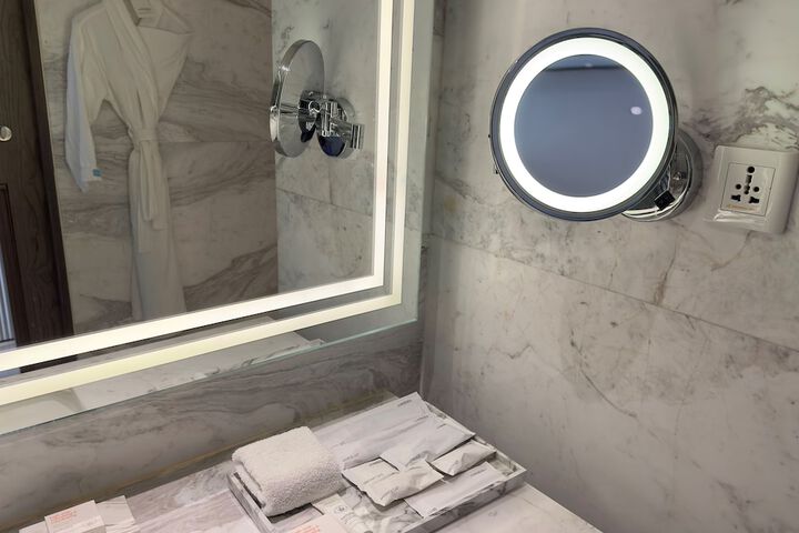 Room 36 of 88