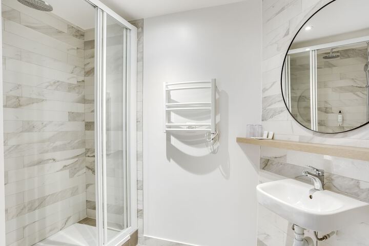 Clean Restrooms