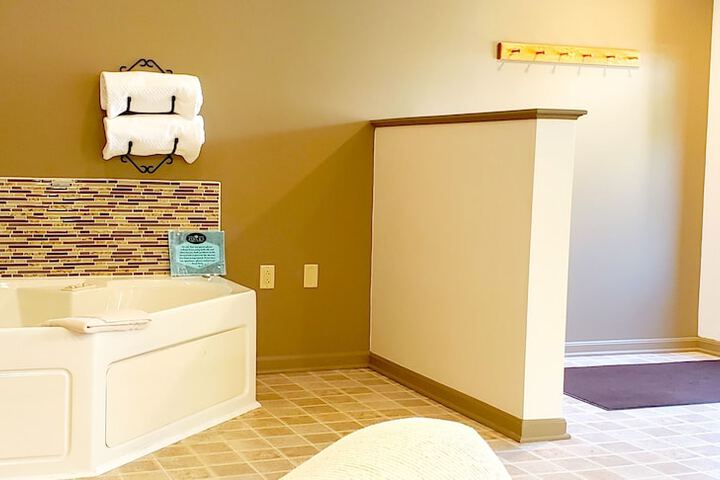 Jetted tub