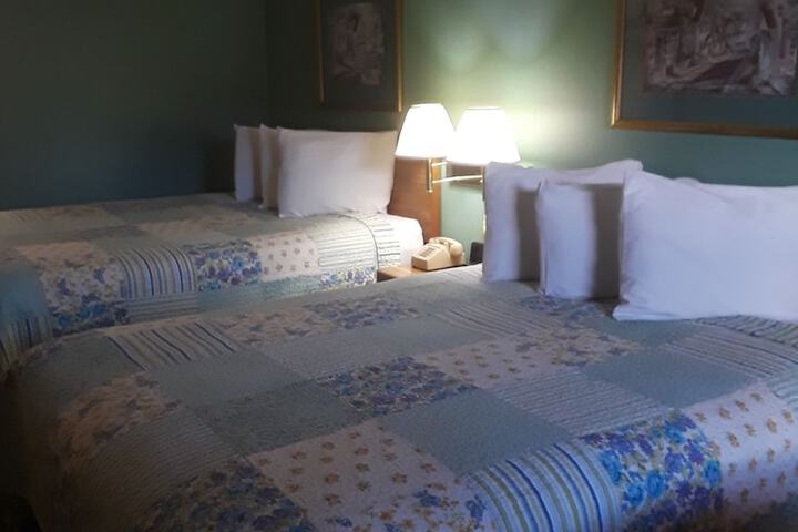 Room 6 of 43