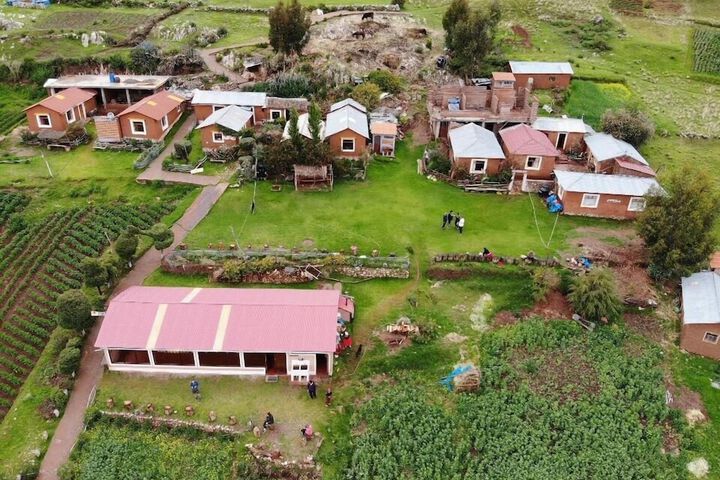 Luquina uru uta lodge y homestay in Chucuito