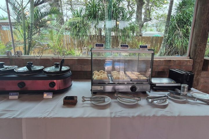 Breakfast/Coffee Service 17 of 40