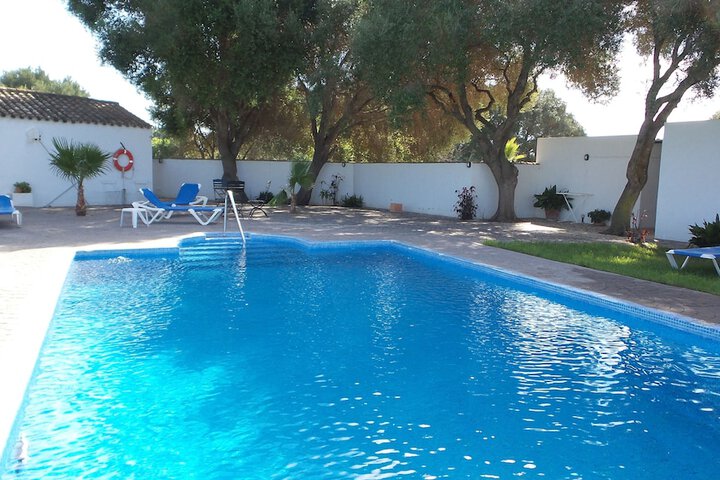 Pool 38 of 56