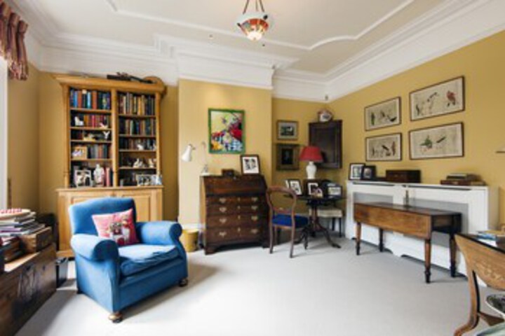 Room 40 of 67