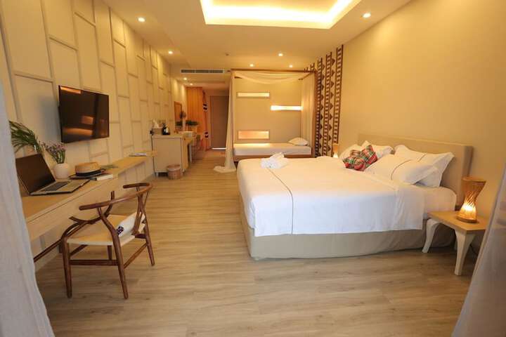 Room 12 of 54