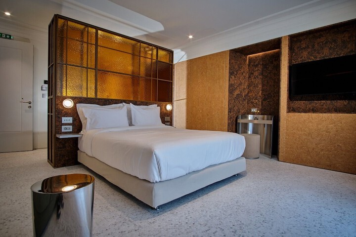Room 50 of 67