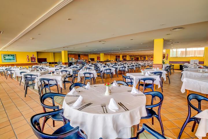 Food court