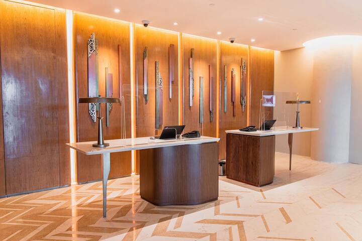 Hotel Interior 7 of 129