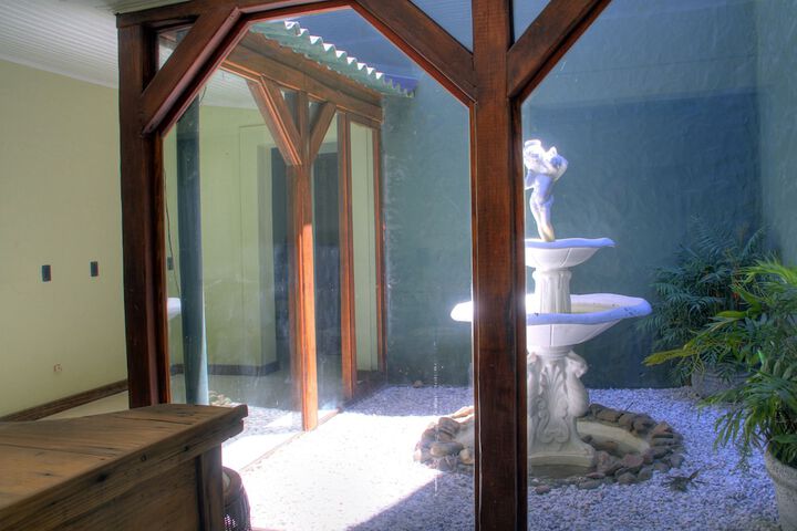 Hotel Exterior 114 of 118