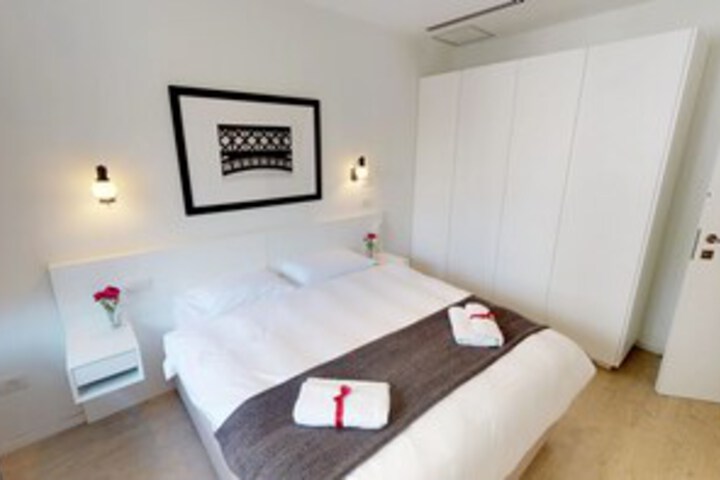 Room 19 of 29