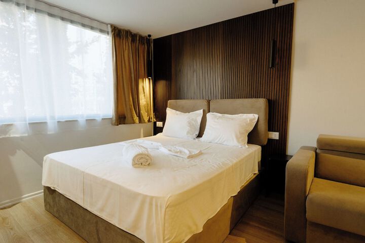 Room 22 of 50