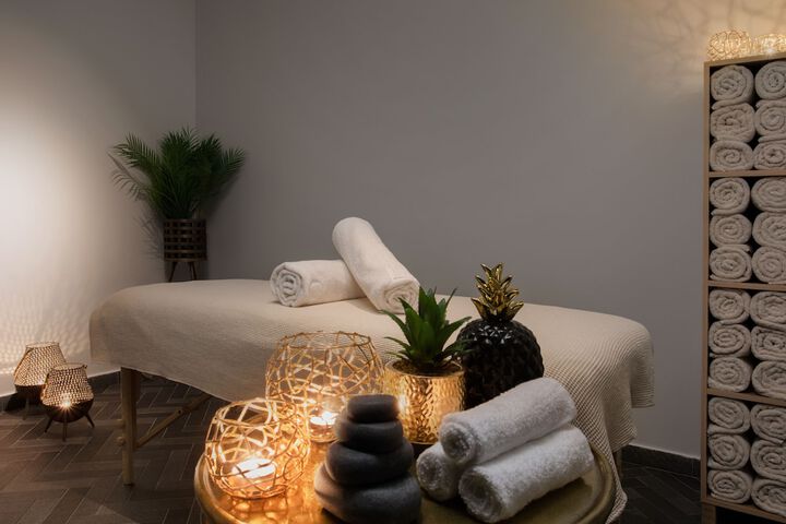 Spa 21 of 32