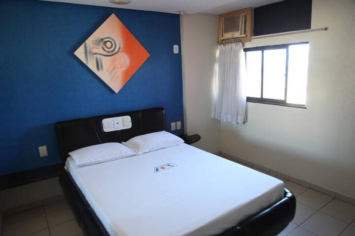 Room 13 of 31