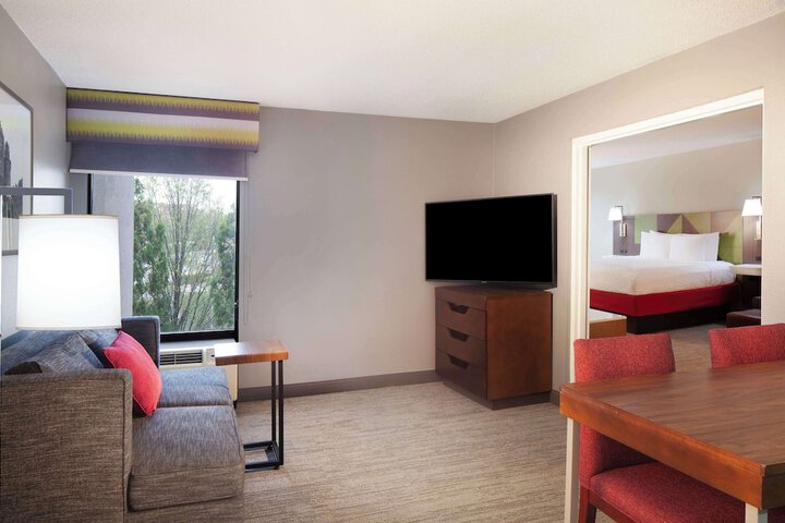 Room 15 of 28