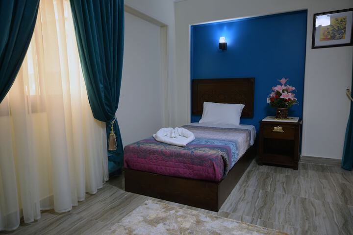 Room 50 of 91