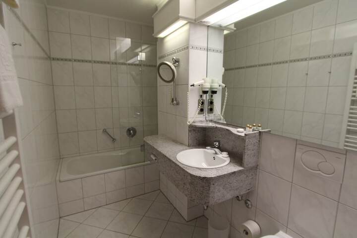 Room 20 of 71