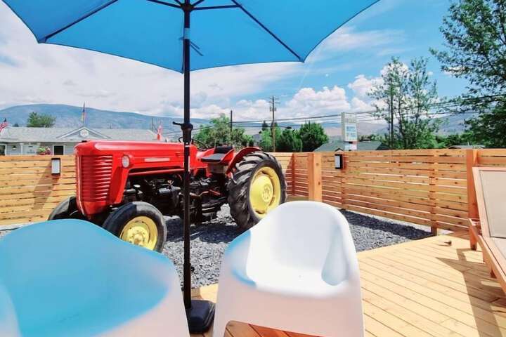 Property Grounds 45 of 51