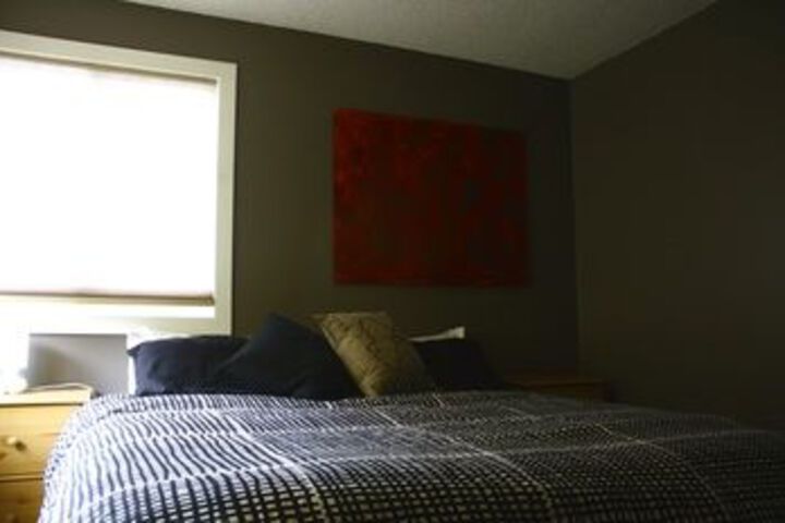 Room 5 of 13