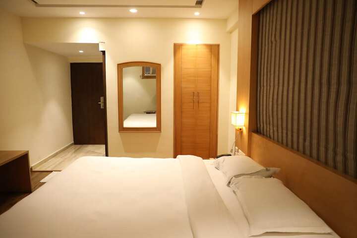 Room 7 of 45
