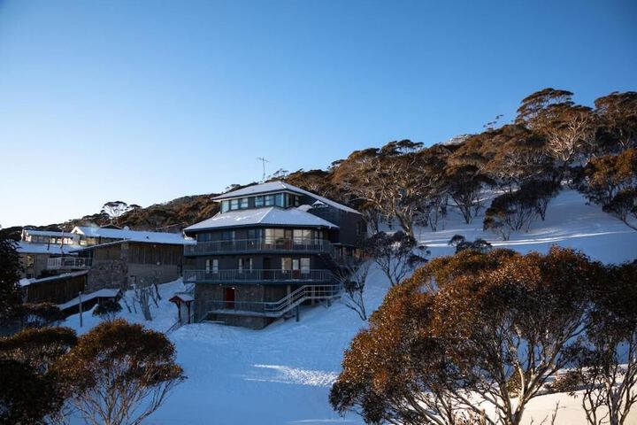 LUCY LODGE