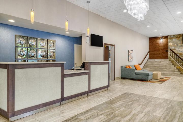 Hotel Lobby