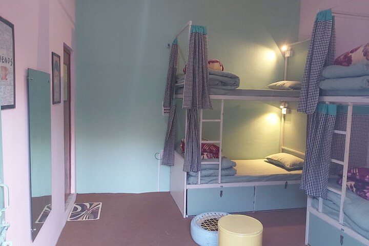 Room 10 of 23