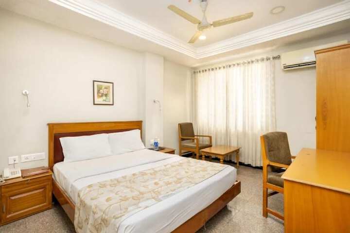 Room 15 of 41