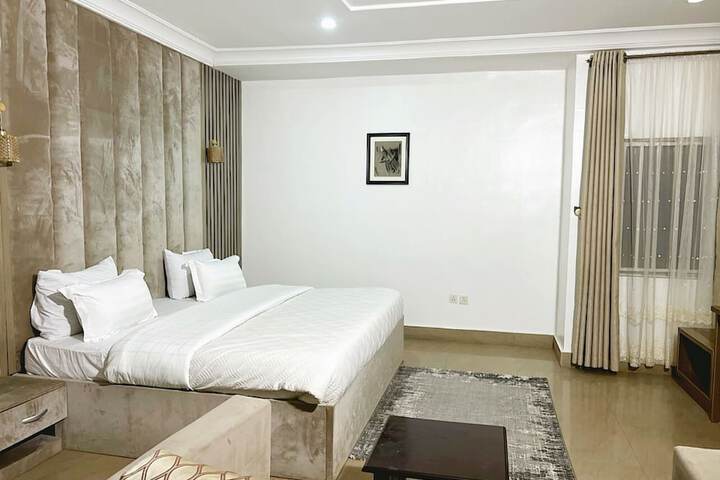 Room 14 of 45