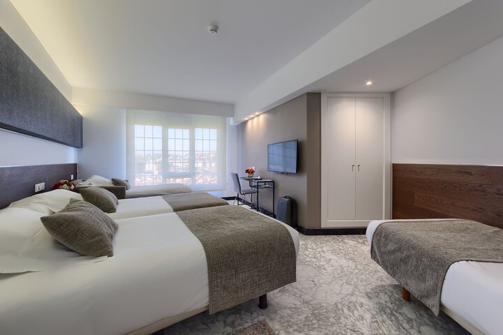 Room 10 of 54