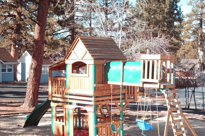 Childrens Activities 186 of 202