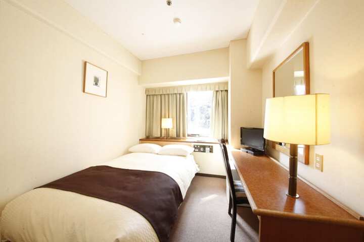 Room 15 of 31